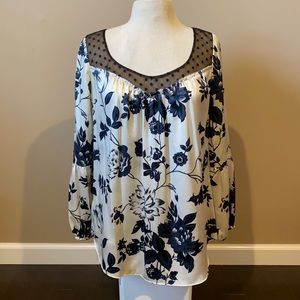 Like new Cynthia Steffe silk blouse with black floral print & lace